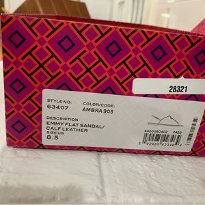 Tory Burch Emmy flat sandal. L